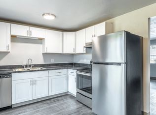 3033 Gateway St APT 1, Springfield, OR 97477