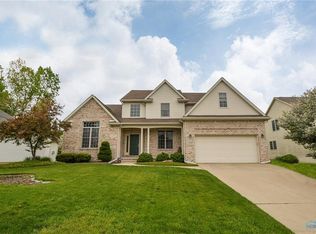 9008 Cedar Bend Rd, Sylvania, OH 43560