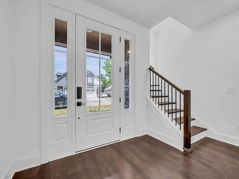 1114 Leland Ave — Photo 11