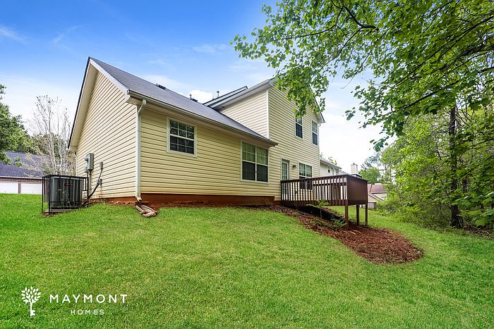 2nd image of 3481 Creekview Dr