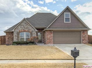 1209 E Edgewater St, Broken Arrow, OK 74012