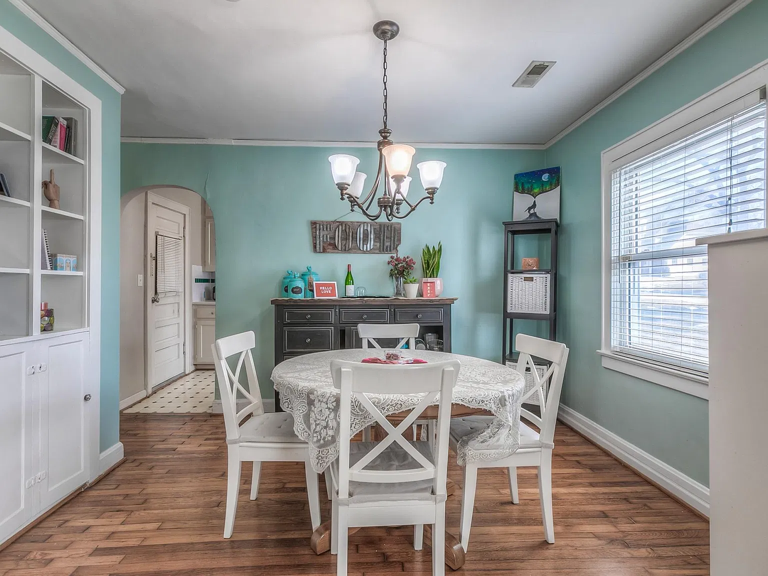 6032 Buena Vista St — Photo 3
