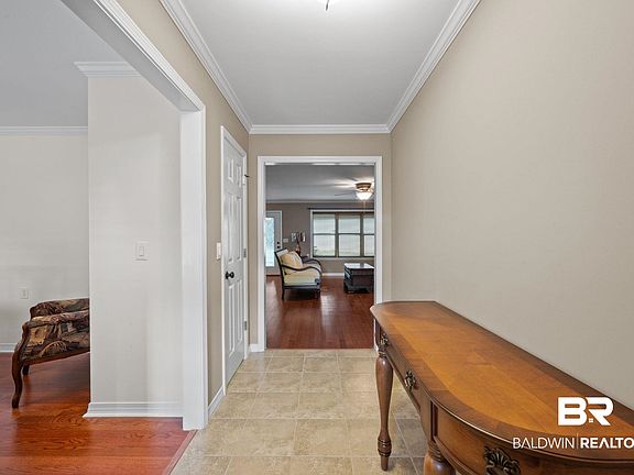 3rd image of 54440 Morris Pl