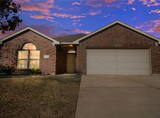133 Buckskin Dr, Waxahachie, TX 75167