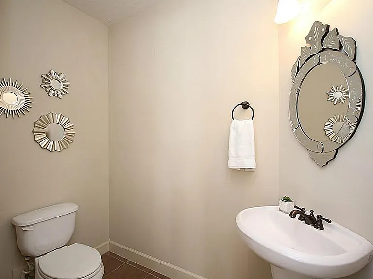 5807 Maxie St — Photo 13