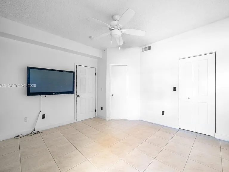 18308 NW 68th Ave #B — Photo 15