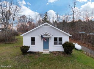 498 Hoags Corners Road, Nassau, NY 12123
