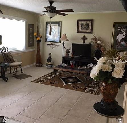5th image of 725 Amhurst Dr