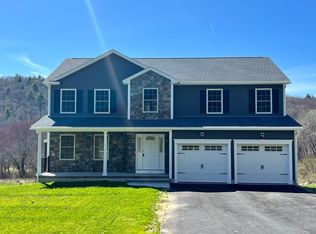 16 Upper Palmer Rd, Monson, MA 01057