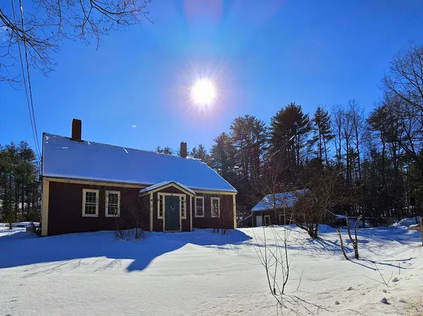 18 Gordon Hill Road, New Hampton, NH 03256