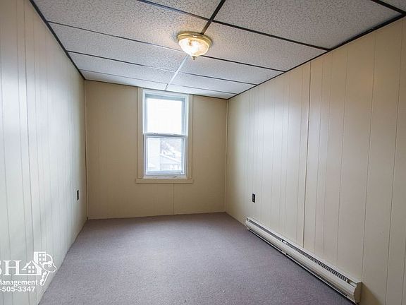 4th image of 203 Woods Ave