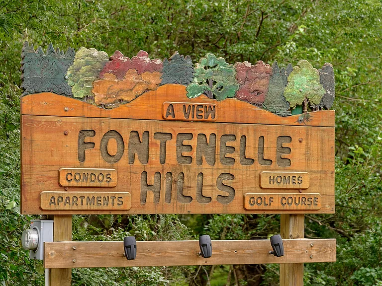 Fontenelle Hills — Photo 28