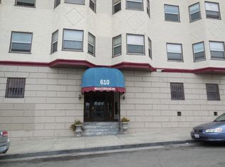 610 E 19th St FLOOR 3, Oakland, CA 94606