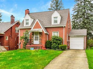 954 Canfield Rd, Youngstown, OH 44511