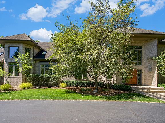 2nd image of 1389 Towsley Ln