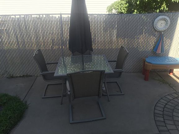 4th image of 180 Gurley Ave