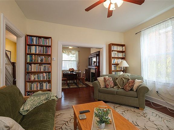 5th image of 38 E Orchard Ave