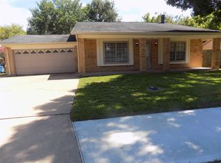 2109 Spruce Dr, Rosenberg, TX 77471