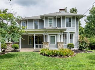429 Elm Ave, Terrace Park, OH 45174
