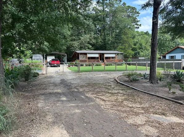 511 County Road 198, Gary, TX 75643