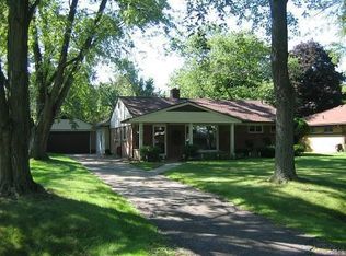 25335 Kildare St, Southfield, MI 48033