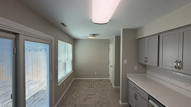 1367 Longlac Rd — Photo 19