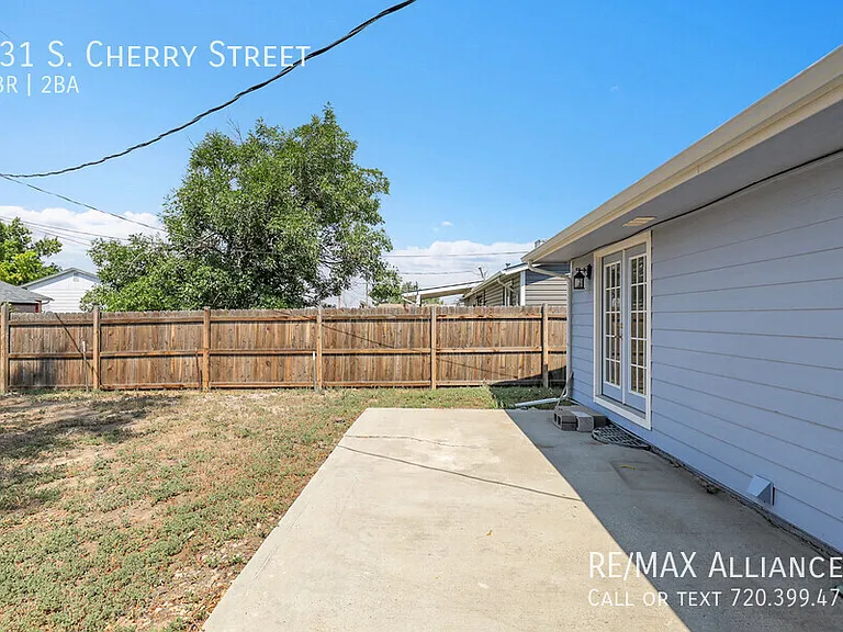 231 S Cherry St — Photo 35