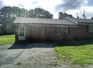 829 Edgecombe Ln, Denver, NC 28037