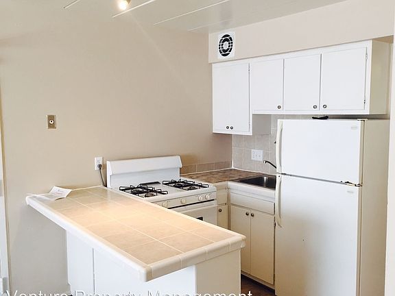 4th image of 2560 Harrison Ave APT 1