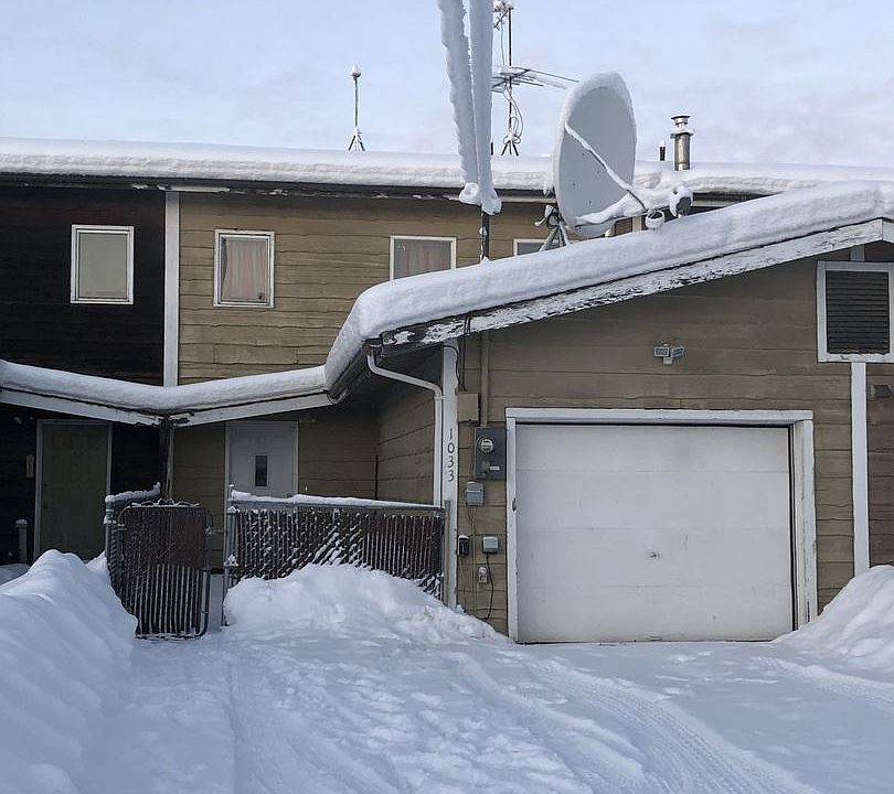 1st image of 1033 27th Ave #27