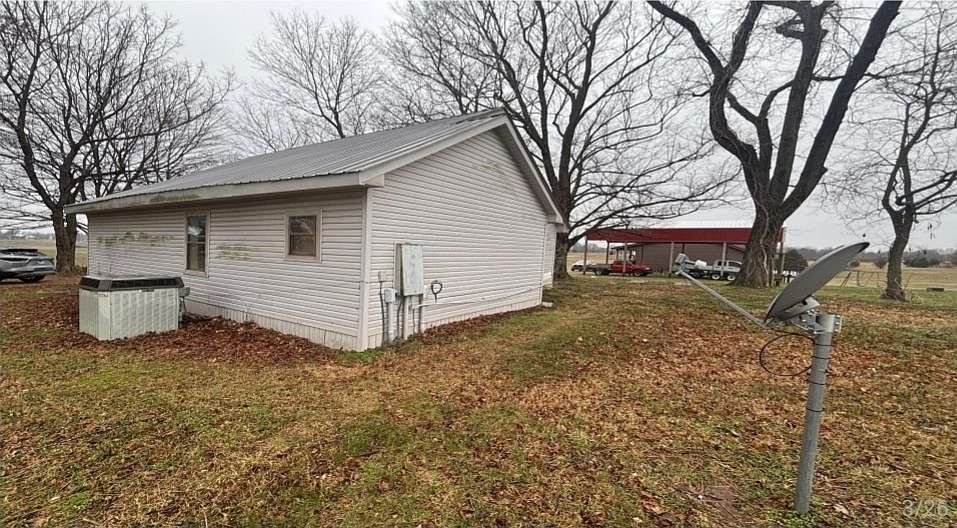 1st image of 836 Mill Creek Rd W