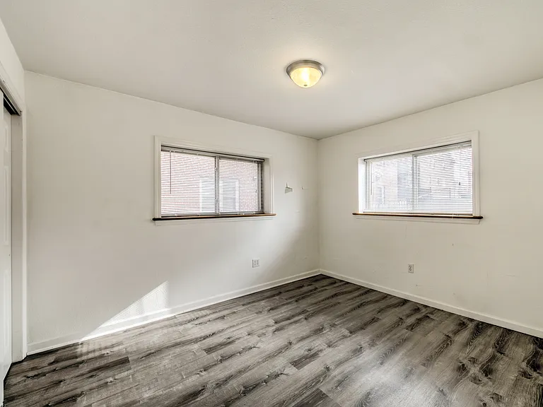 3850 Park Ave #9 — Photo 42