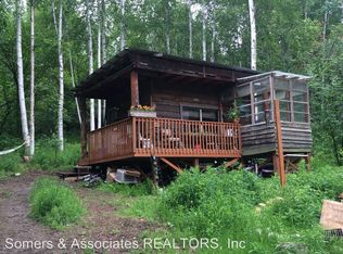 962 Steele Creek Rd, Fairbanks, AK 99712