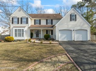 221 Kelly Lynn Ln, Brick, NJ 08724