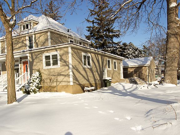 3rd image of 307 E Hughes Ave