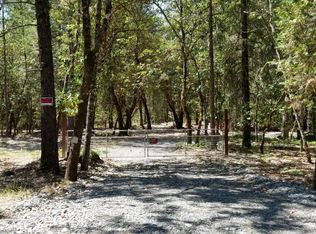 201 Jaynes Dr, Grants Pass, OR 97527