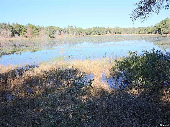 2nd image of 106 Twin Lakes Ct