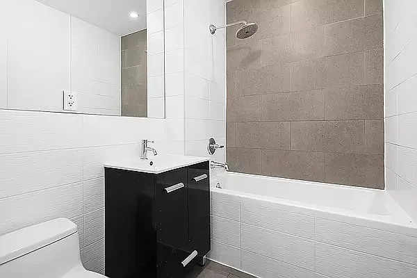 Rented by Jacquelyn 327 LLC | media 15