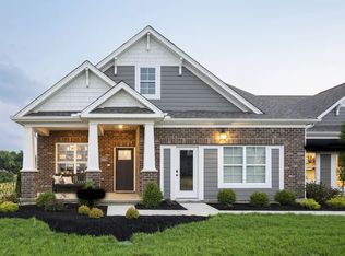 4897 Osprey Pointe Dr, Hamilton, OH 45011