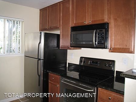 3rd image of 1207 Yarwood Ct
