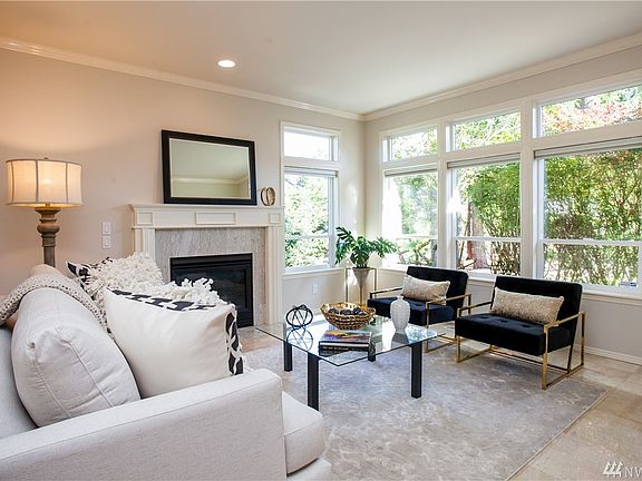 3rd image of 1556 Archway Ct