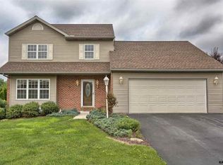 140 Winston Dr, York, PA 17408