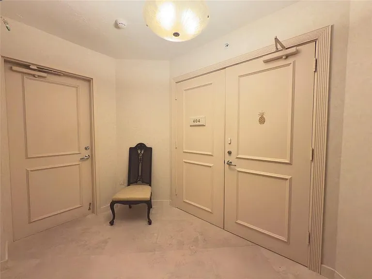 800 Ocean Dr #404 — Photo 23