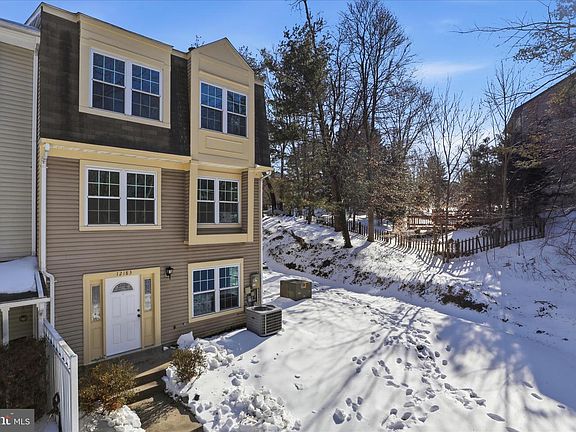 2nd image of 12183 Old Salem Ct