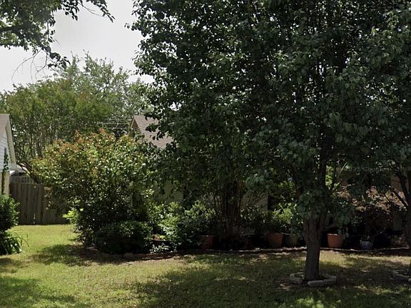 2nd image of 2512 Eastbrook Dr
