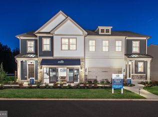 612 America Dr, Horsham, PA 19044