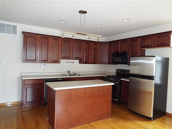 4th image of 6528 S University Ave Unit 2N