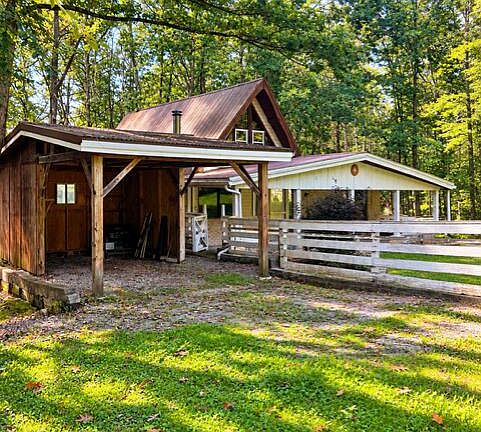 5th image of 151 Kings Mountain Rd #27-29