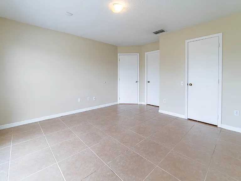 8345 Fort Thomas Way — Photo 6