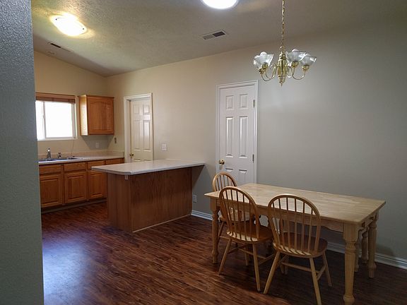 Kitchen  & Pantry